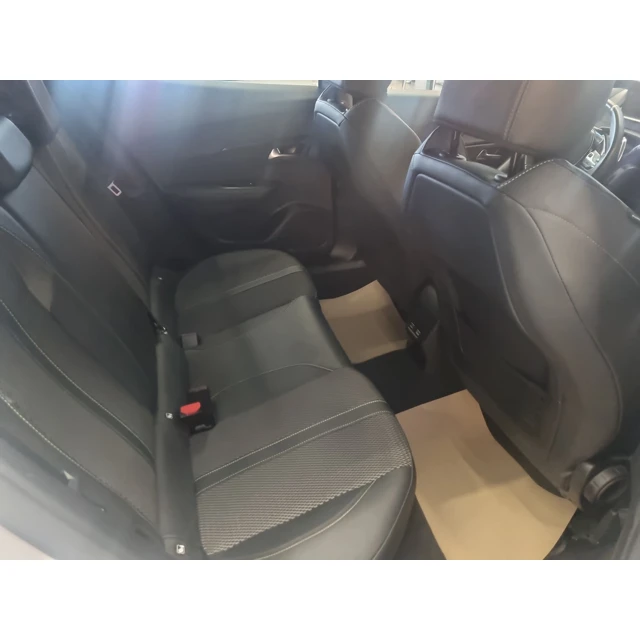 2024 PEUGEOT 2008 GT