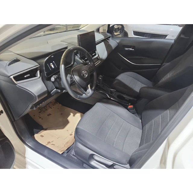 2023 TOYOTA COROLLA DREAM